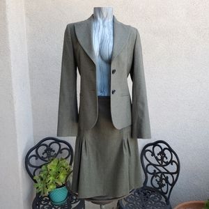 Burberry ladies skirt and jacket